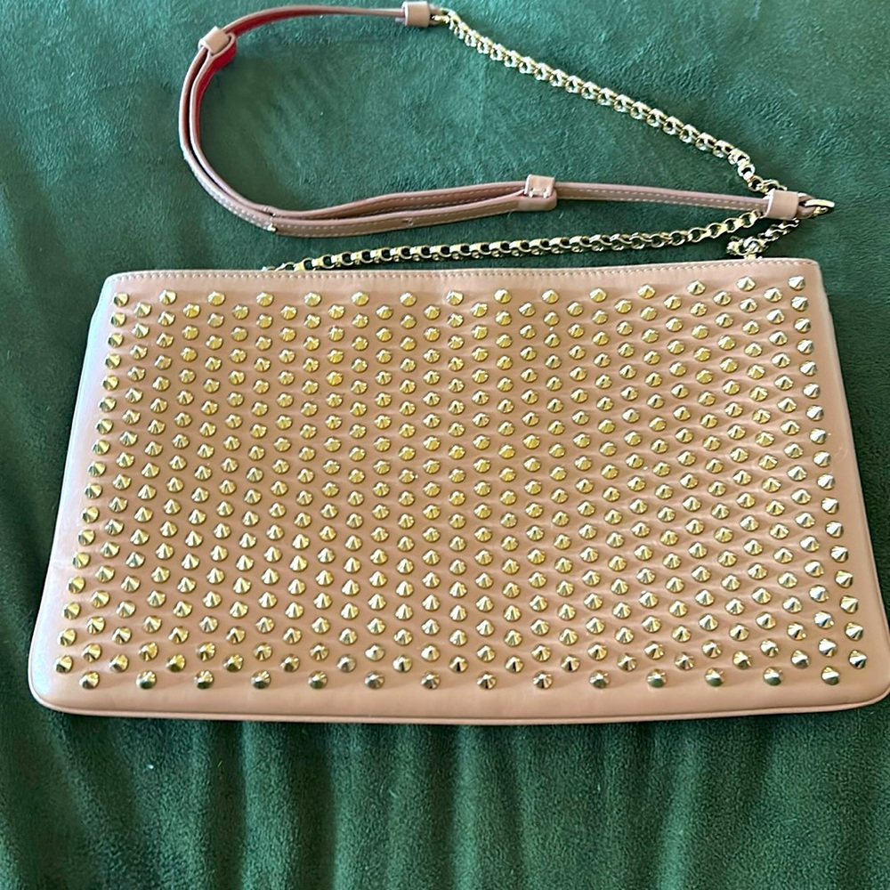 EUC 🩷💛Christian Louboutin Paloma Clutch Shoulder Bag Spike Gold